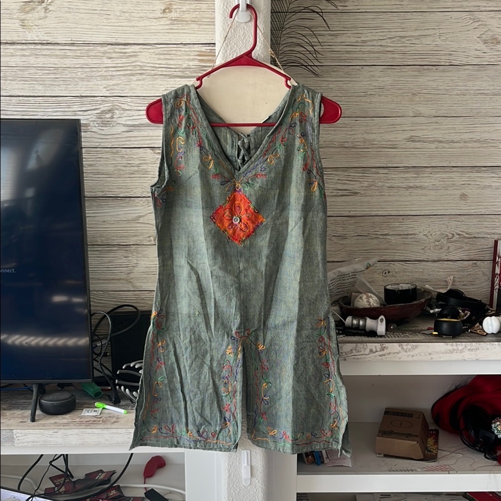 Embroidered Green Sleeveless Dress